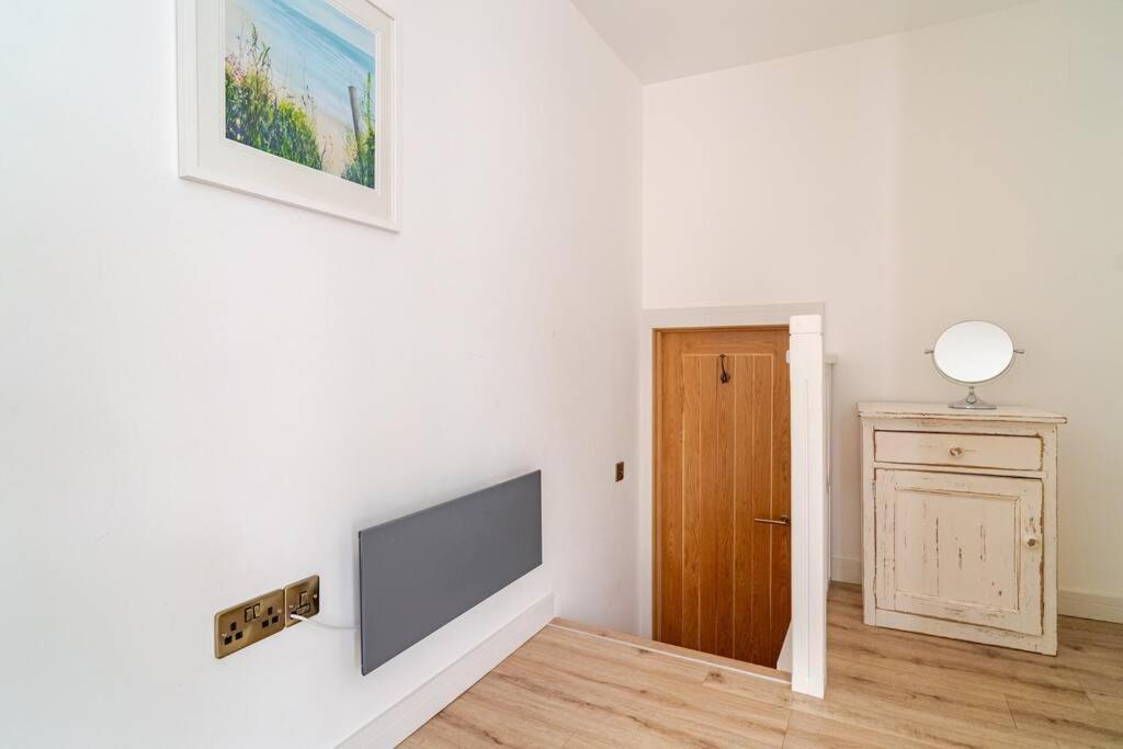 Stunning 2 Bed Apartment, Heart Of The Barbican Πλίμουθ Εξωτερικό φωτογραφία