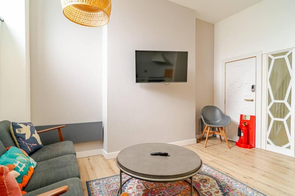Stunning 2 Bed Apartment, Heart Of The Barbican Πλίμουθ Εξωτερικό φωτογραφία